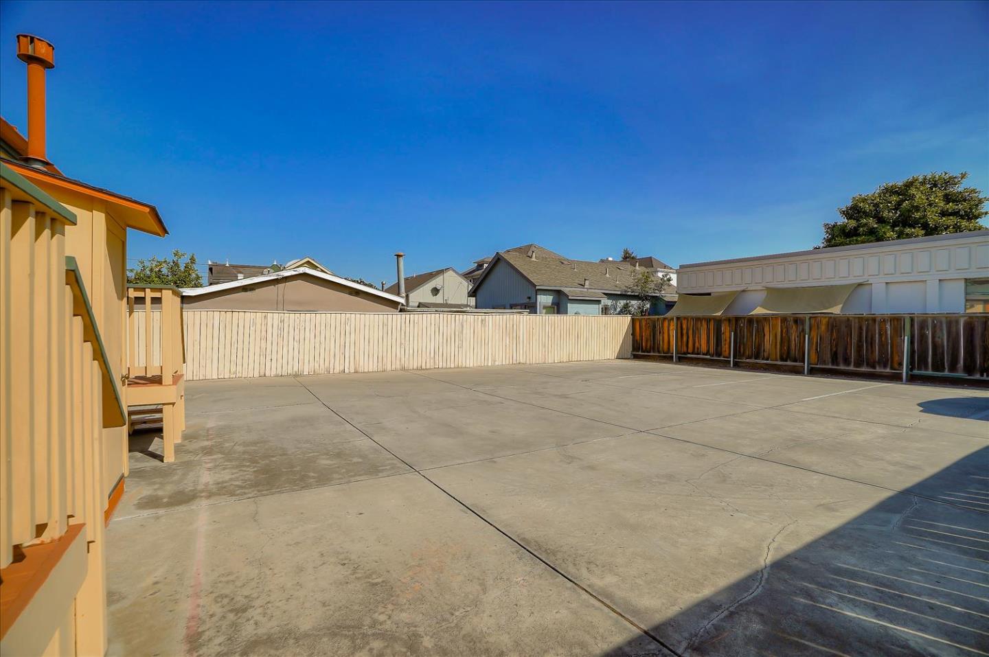 109 Capitol Street, SALINAS, California 93901, ,Comm Industrial For Sale,For Sale,Capitol Street,40961926