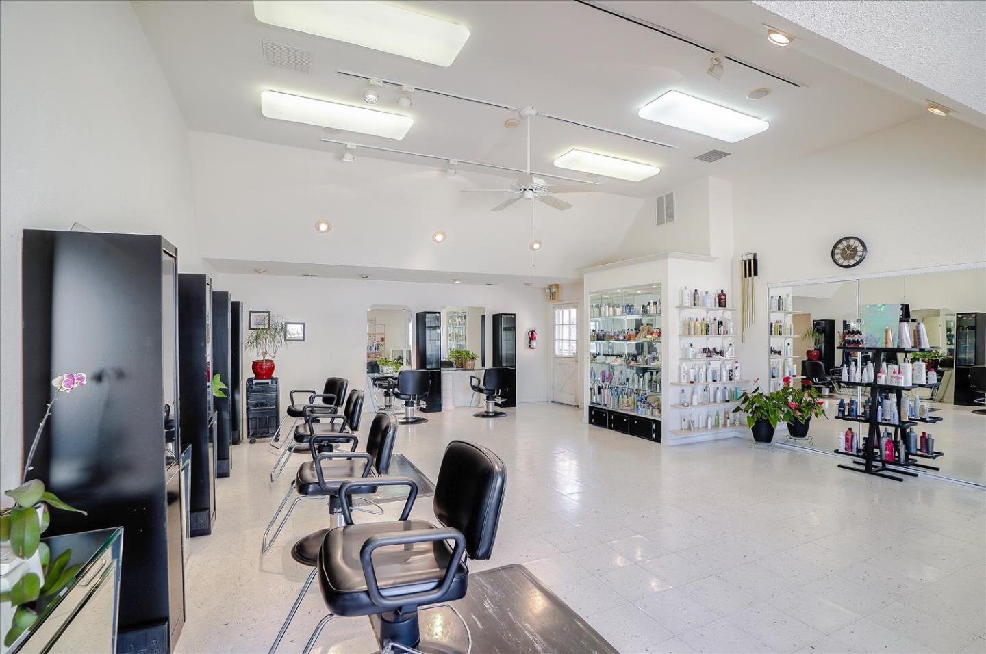 109 Capitol Street, SALINAS, California 93901, ,Comm Industrial For Sale,For Sale,Capitol Street,40961926