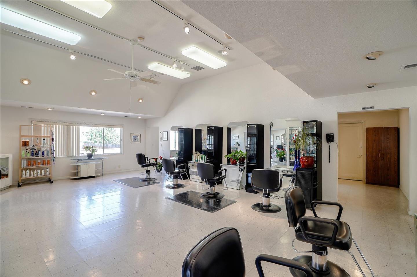 109 Capitol Street, SALINAS, California 93901, ,Comm Industrial For Sale,For Sale,Capitol Street,40961926