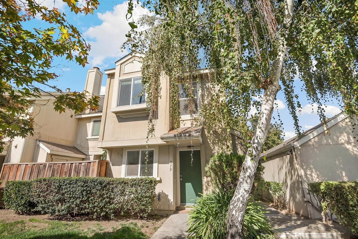 Detail Gallery Image 1 of 1 For 379 Caribe Way, San Jose,  CA 95133 - 2 Beds | 2/1 Baths