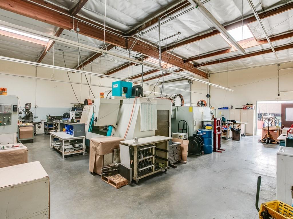 270 Kinney Drive, SAN JOSE, California 95112, ,Comm Industrial For Sale,For Sale,Kinney Drive,40963053