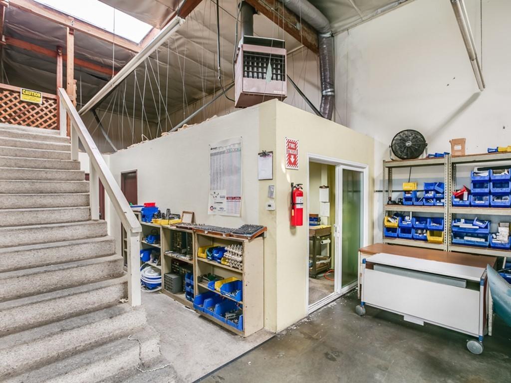 270 Kinney Drive, SAN JOSE, California 95112, ,Comm Industrial For Sale,For Sale,Kinney Drive,40963053