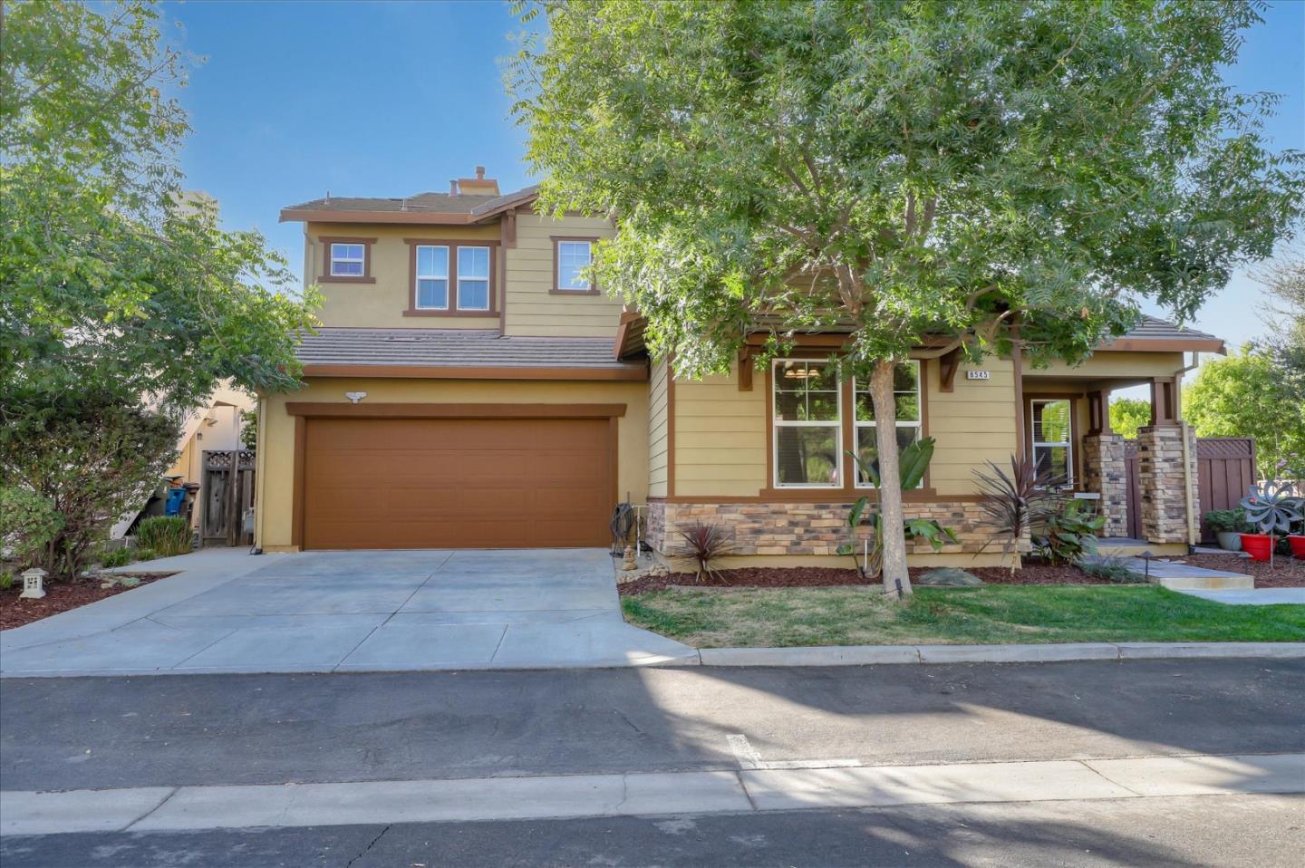 8545 Aspen Way, Gilroy, CA 95020 3 Beds 2/1 Baths (Sold