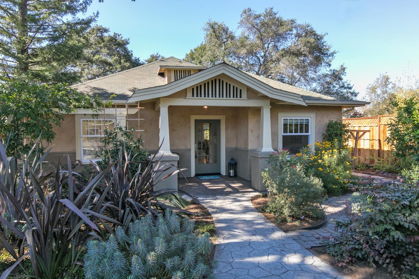 Detail Gallery Image 1 of 1 For 116 Sunnyside Ave, Santa Cruz,  CA 95062 - 3 Beds | 2/1 Baths