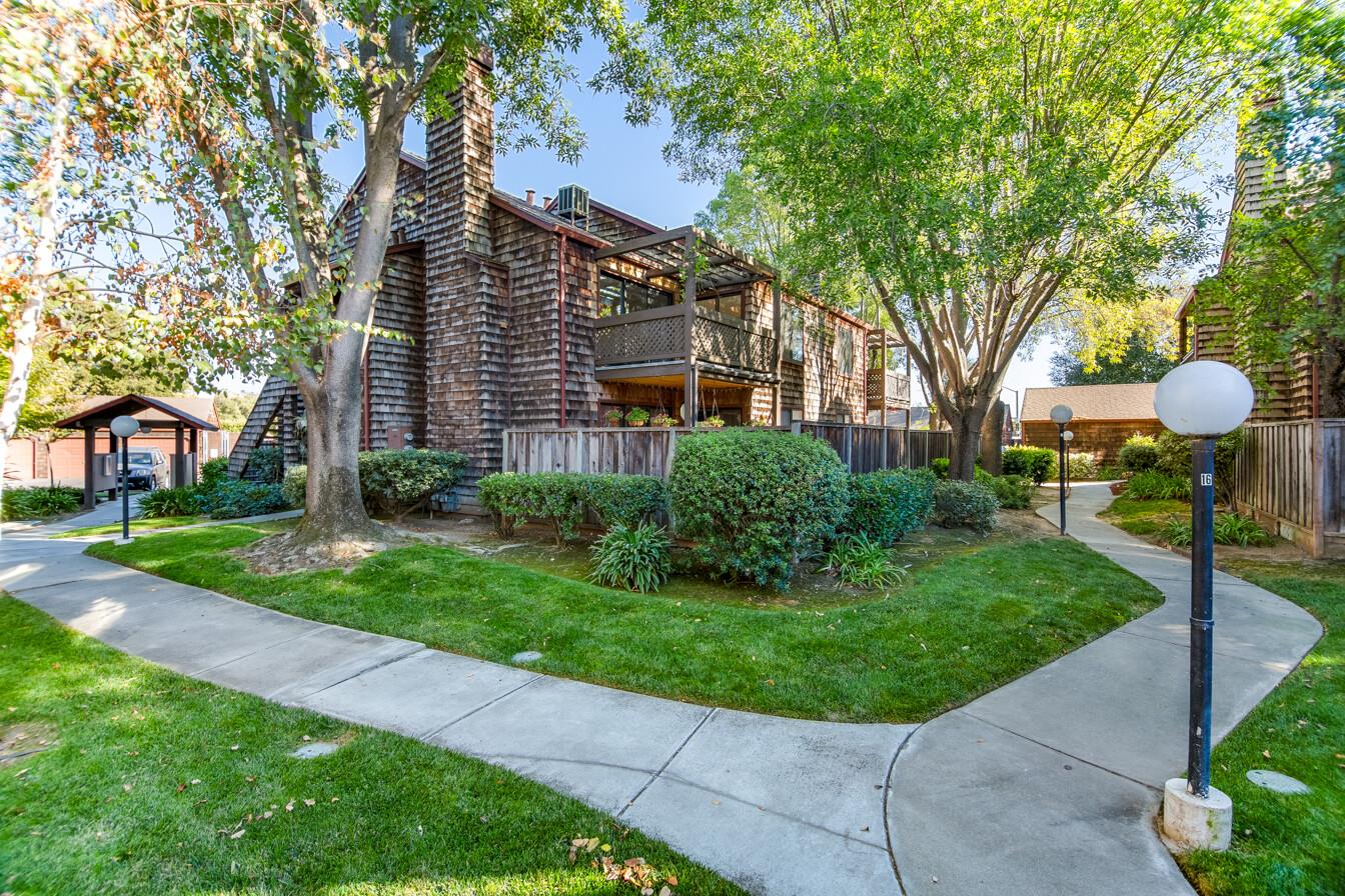 1555 Hecker Pass Rd G201, Gilroy, CA 95020 2 Beds 2 Baths (Sold) ML81817241 MLSL