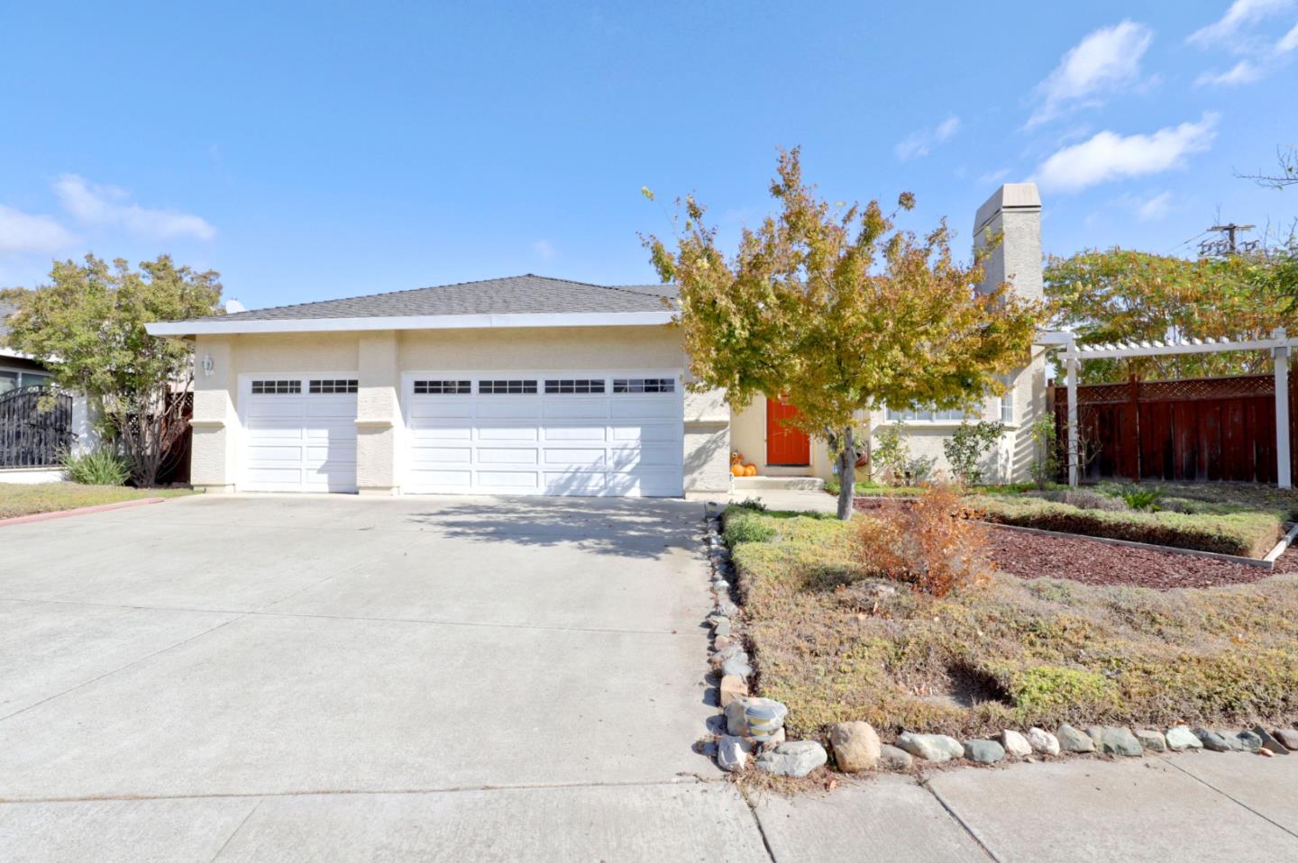 17380 Walnut Grove Dr, Hill, CA 95037 3 Beds 2 Baths (Sold