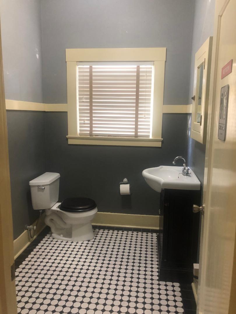 1108 Mission Street, SANTA CRUZ, California 95060, ,Comm Industrial For Sale,For Sale,Mission Street,40962390