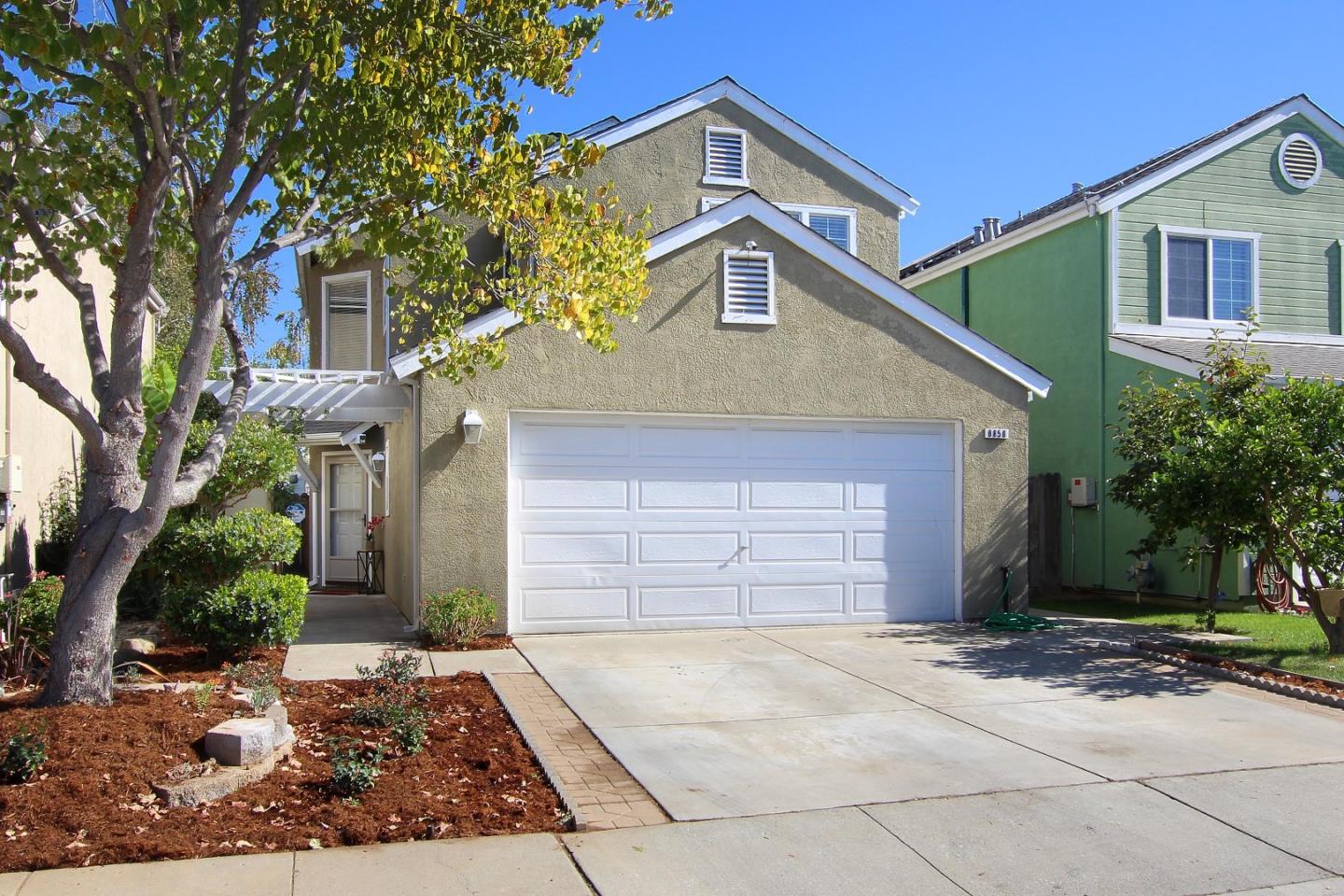 Detail Gallery Image 1 of 1 For 8850 Carnation Ln, Gilroy,  CA 95020 - 3 Beds | 2/1 Baths