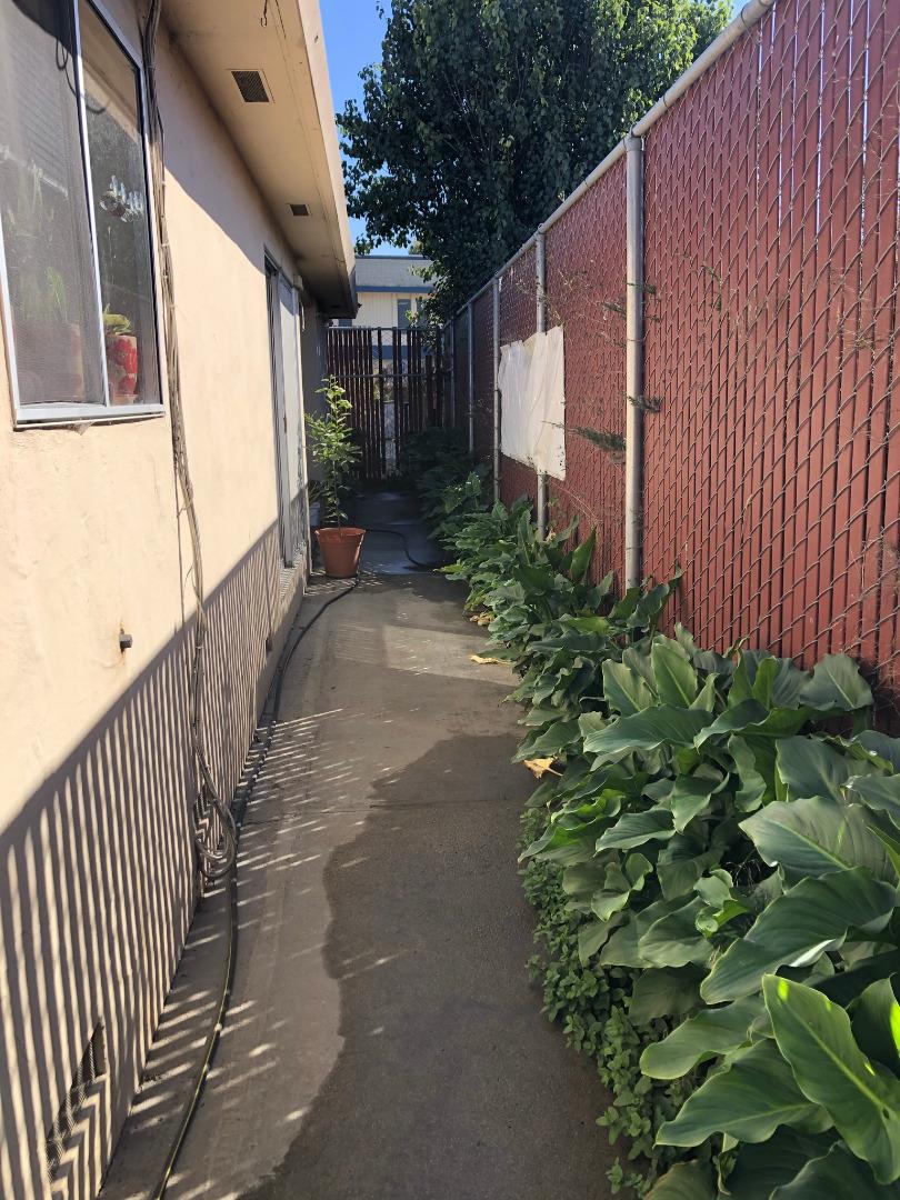 1102 Abbott Street, SALINAS, California 93901, ,Comm Industrial For Sale,For Sale,Abbott Street,40963472