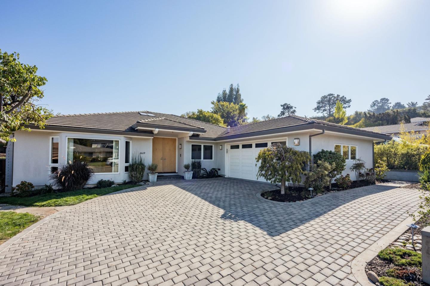 2629 Trousdale Dr, Burlingame, CA 94010 4 Beds 2/1 Baths (Sold) ML81818325 MLSL