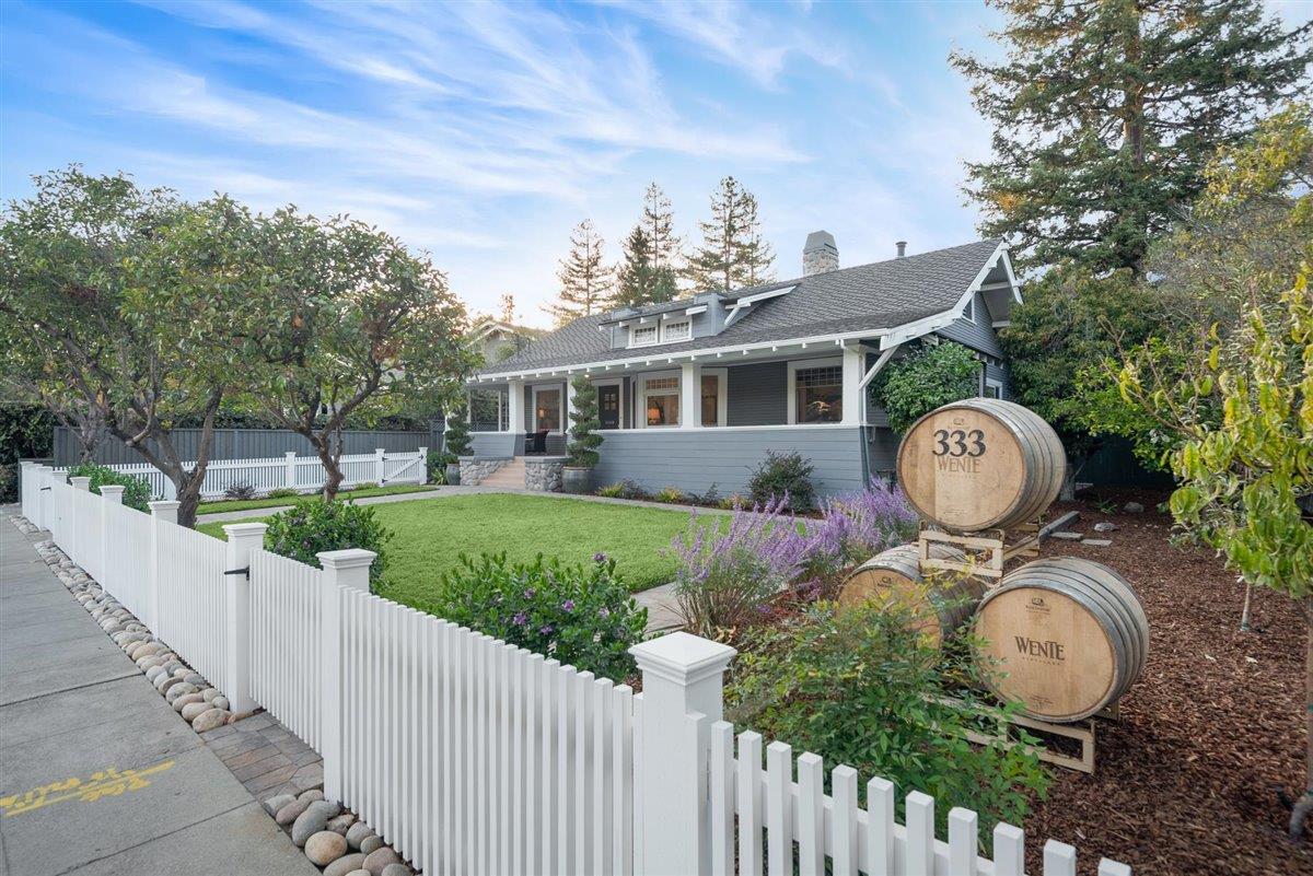 333 Los Gatos Blvd, Los Gatos, CA 95032 2 Beds 1/1 Baths (Sold