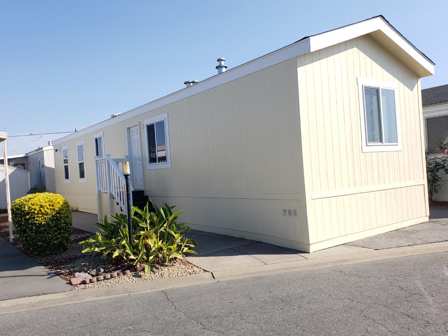 55 San Juan Grade Rd 49, Salinas, CA 93906 2 Beds 2 Baths (Sold) ML81818842 MLSL