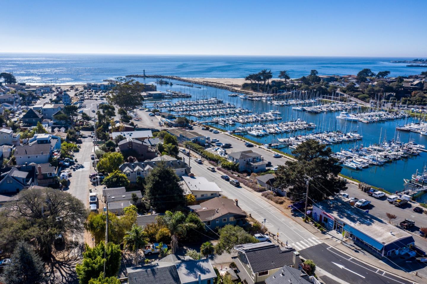 380 Lake Avenue, SANTA CRUZ, California 95062, ,Lots And Land,For Sale,Lake Avenue,40962319