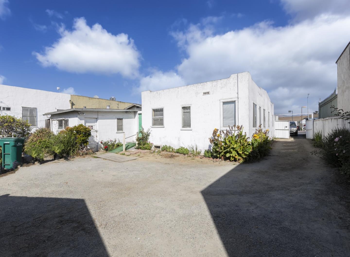 14 & 16 Porter Drive, ROYAL OAKS, California 95076, ,Comm Industrial For Sale,For Sale,Porter Drive,40961999