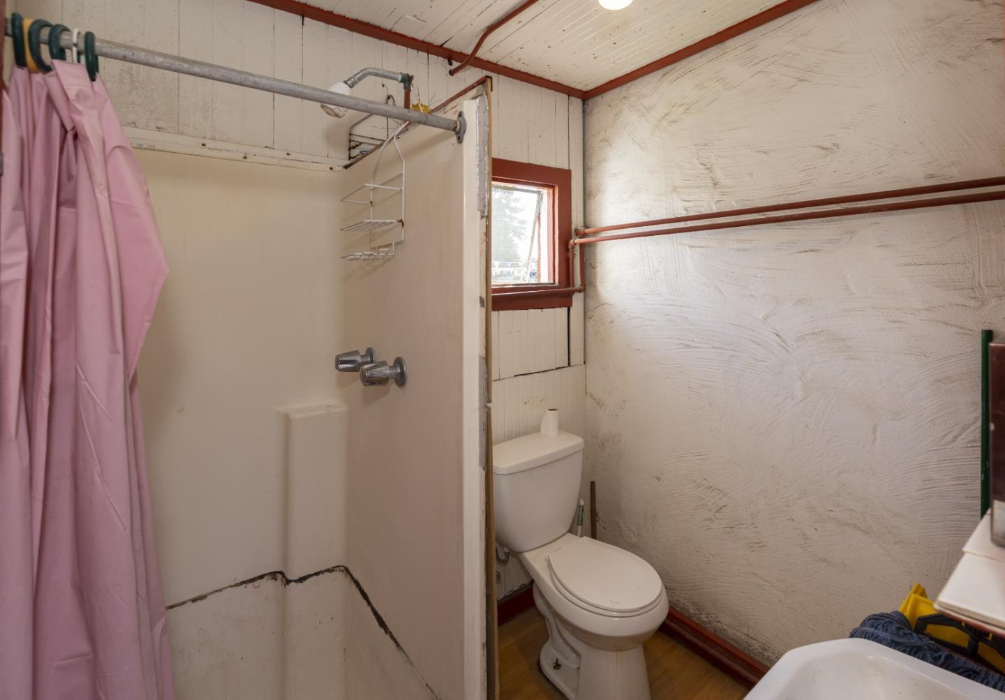 14 & 16 Porter Drive, ROYAL OAKS, California 95076, ,Comm Industrial For Sale,For Sale,Porter Drive,40961999