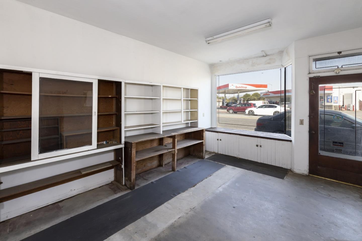 14 & 16 Porter Drive, ROYAL OAKS, California 95076, ,Comm Industrial For Sale,For Sale,Porter Drive,40961999