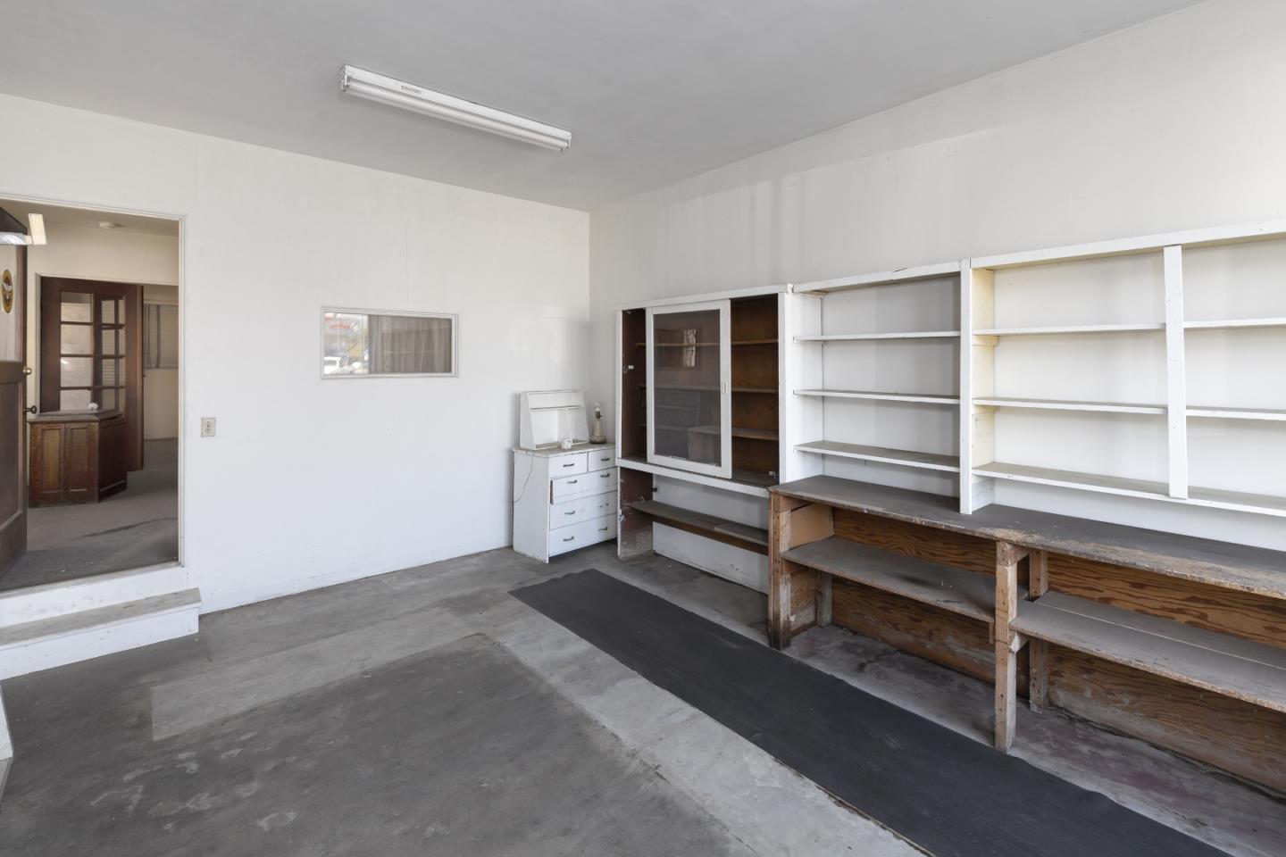 14 & 16 Porter Drive, ROYAL OAKS, California 95076, ,Comm Industrial For Sale,For Sale,Porter Drive,40961999