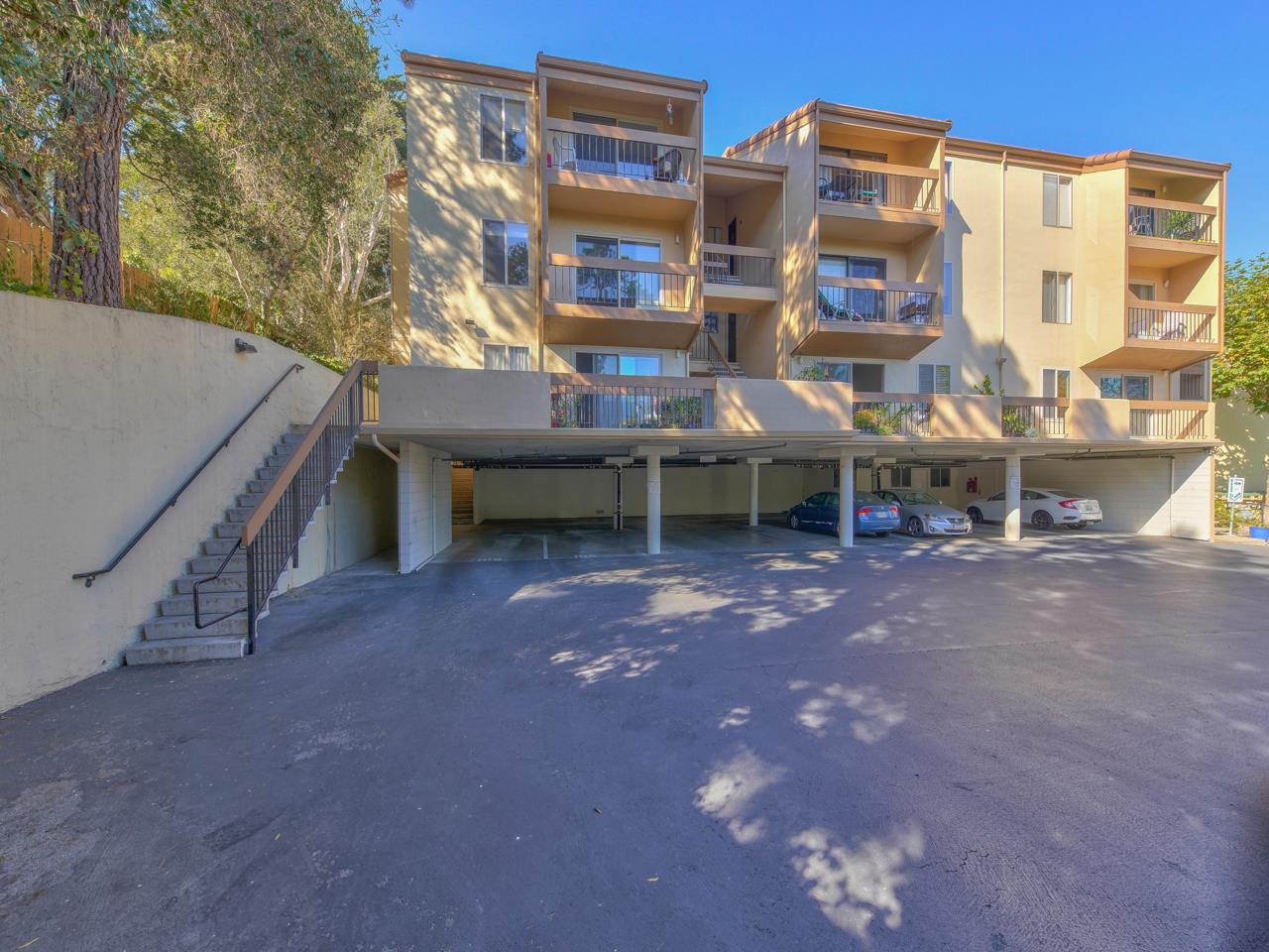 4206 Golden Oaks Ln, Monterey, CA 93940 1 Beds 1 Baths (Sold) ML81819295 MLSL