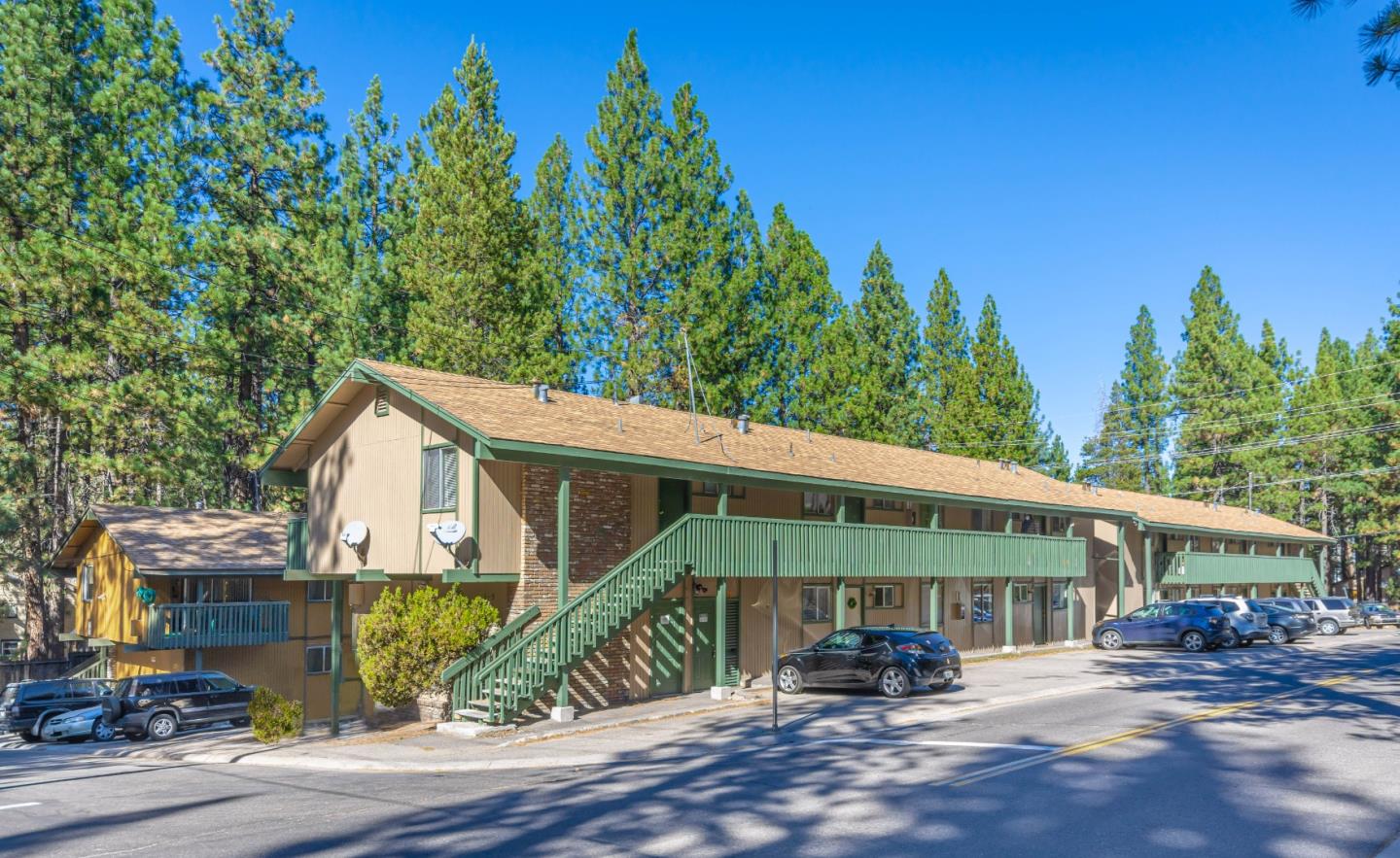 1070-1077 Echo Moss Road, SOUTH LAKE TAHOE, California 96150, ,Comm Ri Multi-units 5+,For Sale,Echo Moss Road,ML81819553