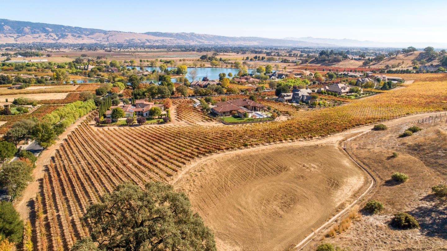 1322 Lions Peak Lane, SAN MARTIN, California 95046, ,Lots And Land,For Sale,Lions Peak Lane,40962208