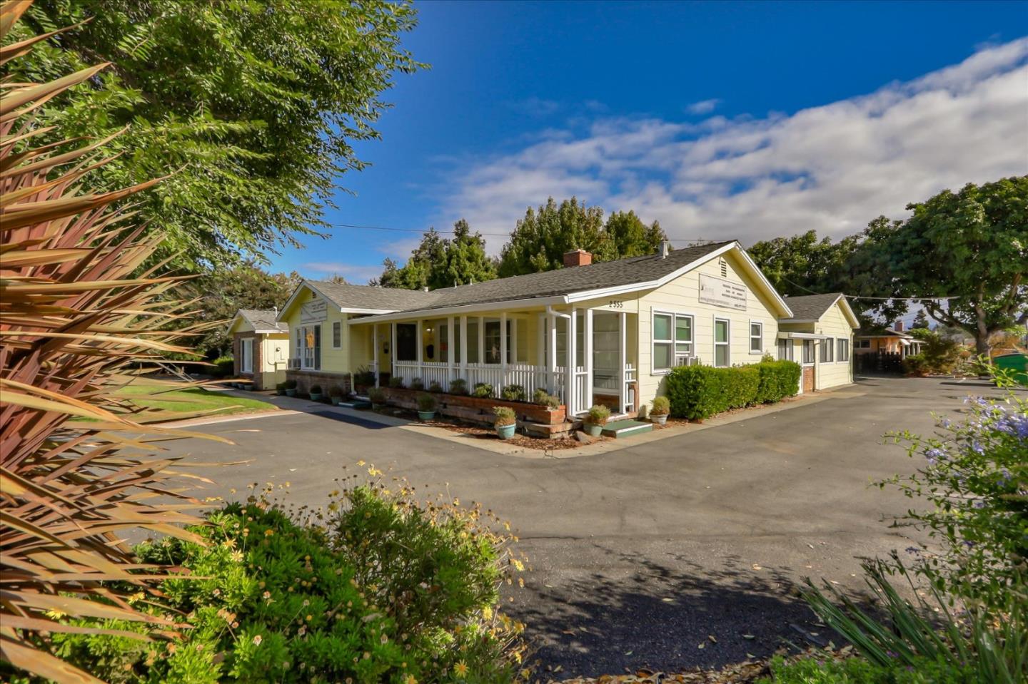 2555 Moorpark Avenue, SAN JOSE, California 95128, ,Comm Industrial For Sale,For Sale,Moorpark Avenue,40962222