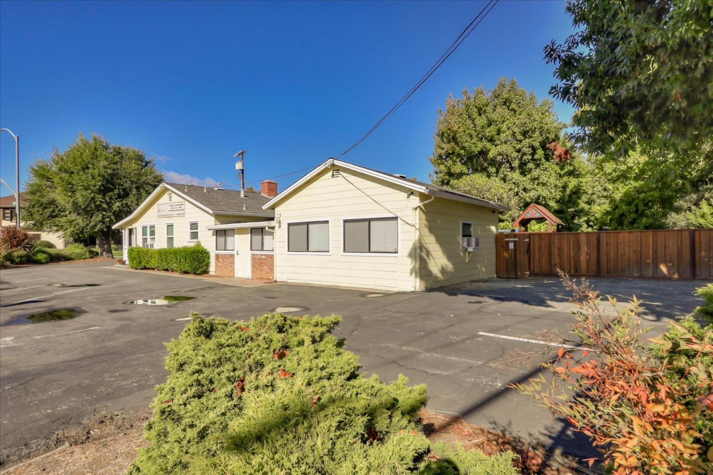 2555 Moorpark Avenue, SAN JOSE, California 95128, ,Comm Industrial For Sale,For Sale,Moorpark Avenue,40962222