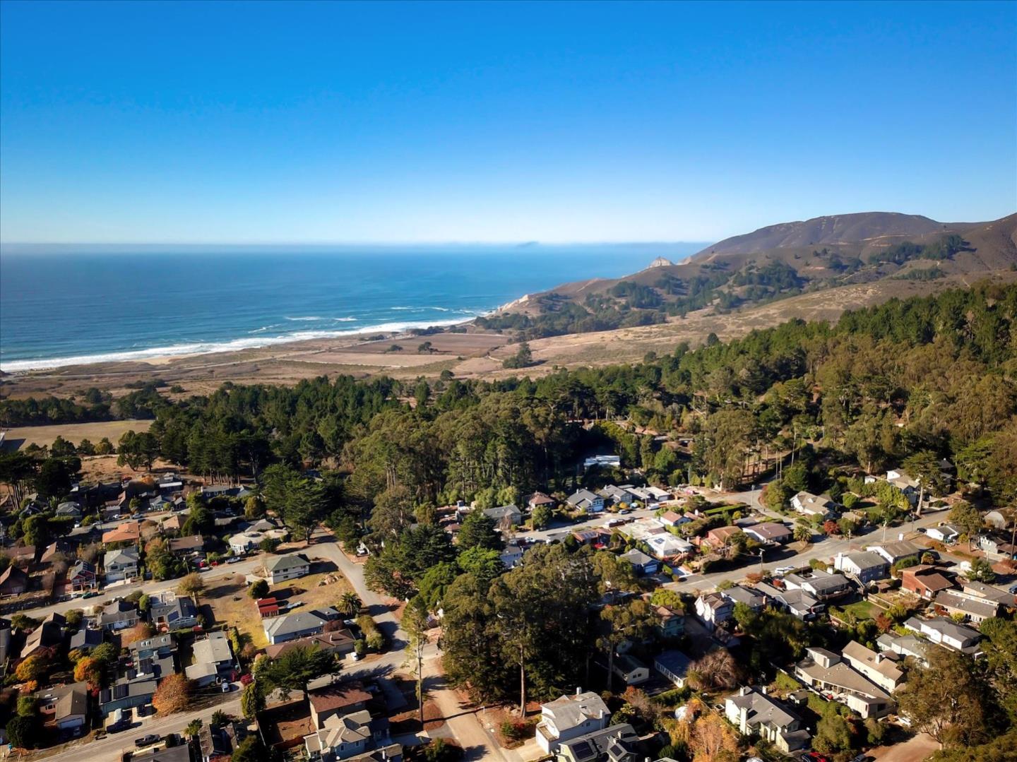 825 Edison Street, MONTARA, California 94037, ,Lots And Land,For Sale,Edison Street,40964181
