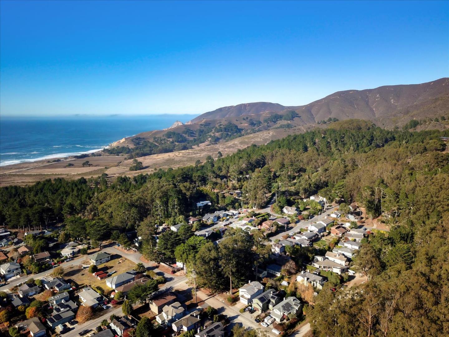 825 Edison Street, MONTARA, California 94037, ,Lots And Land,For Sale,Edison Street,40964181