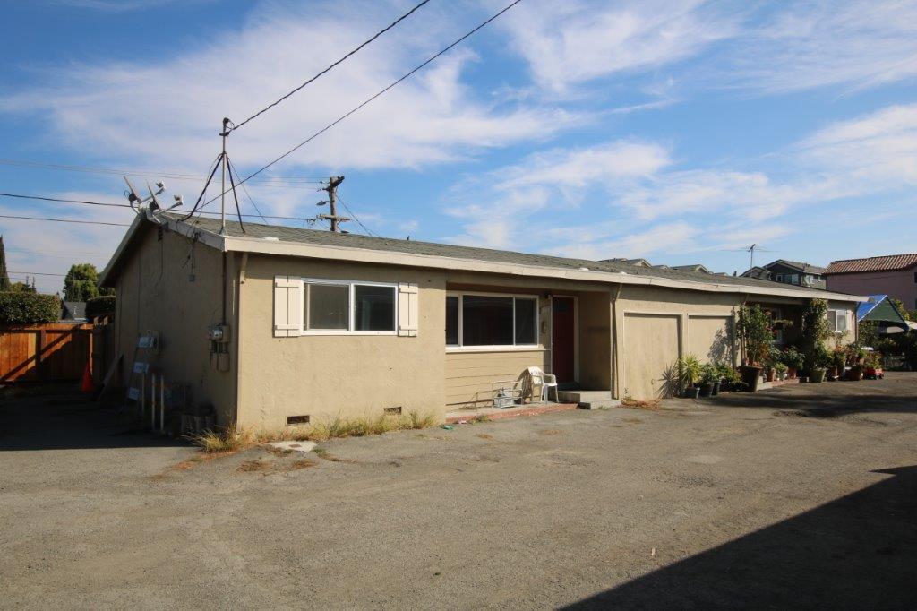 806 Sunset Boulevard, HAYWARD, California 94541, ,Comm Ri Multi-units 5+,For Sale,Sunset Boulevard,ML81820137