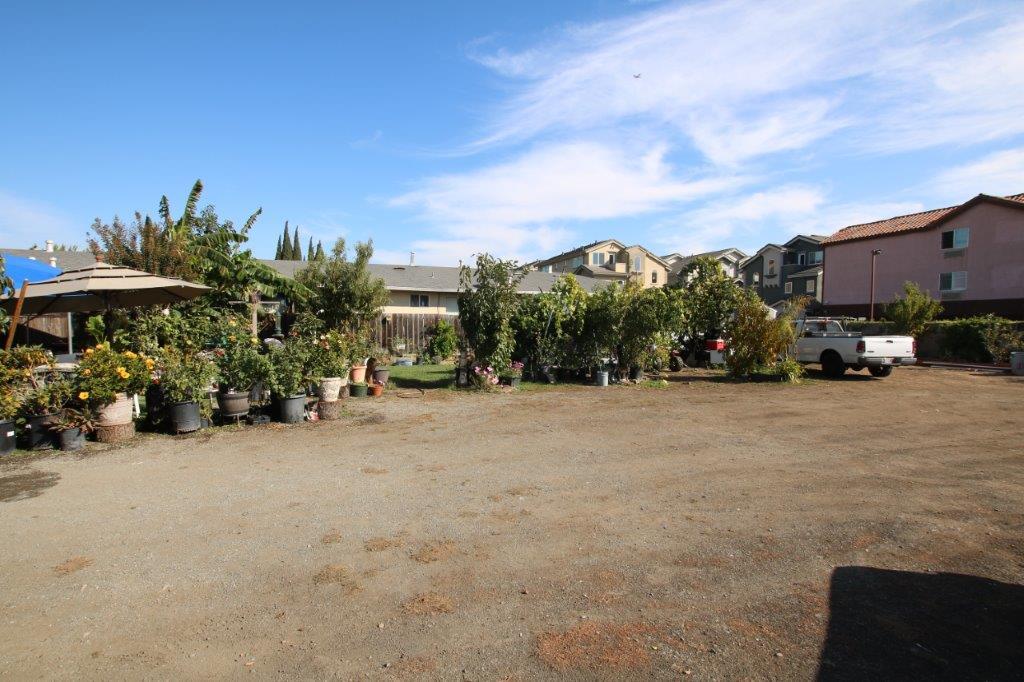 806 Sunset Boulevard, HAYWARD, California 94541, ,Comm Ri Multi-units 5+,For Sale,Sunset Boulevard,ML81820137