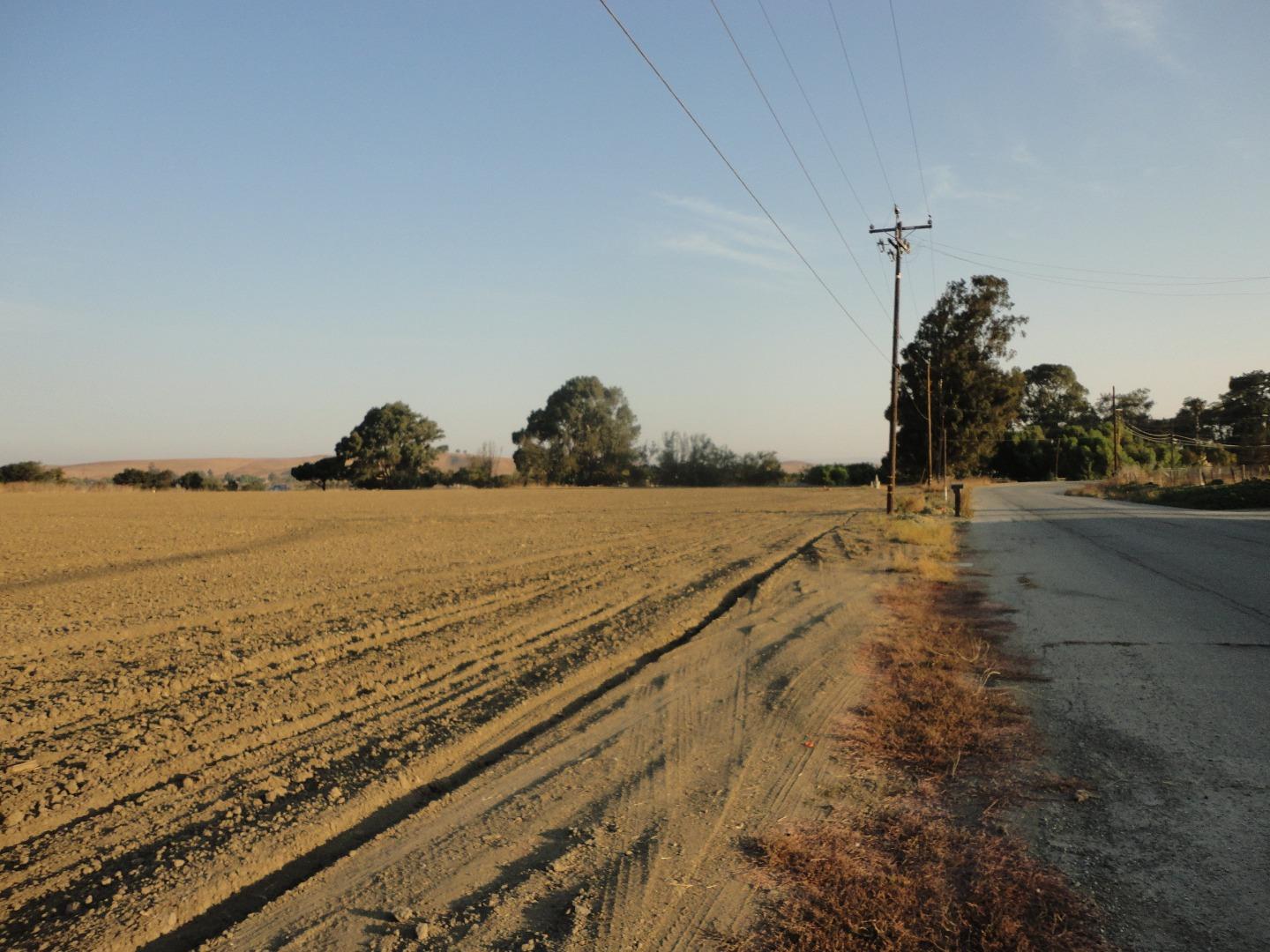 3510 San Juan Hollister Road, HOLLISTER, California 95023, ,Lots And Land,For Sale,San Juan Hollister Road,40963099