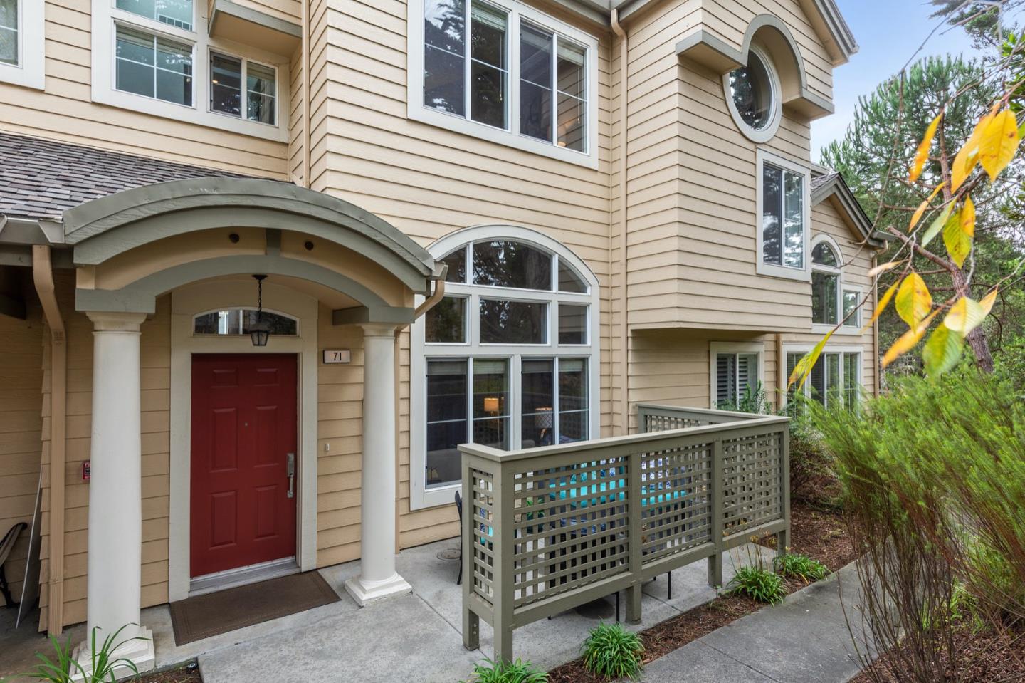 71 Patrick Way, Half Moon Bay, CA 94019 2 Beds 2/1 Baths (Sold