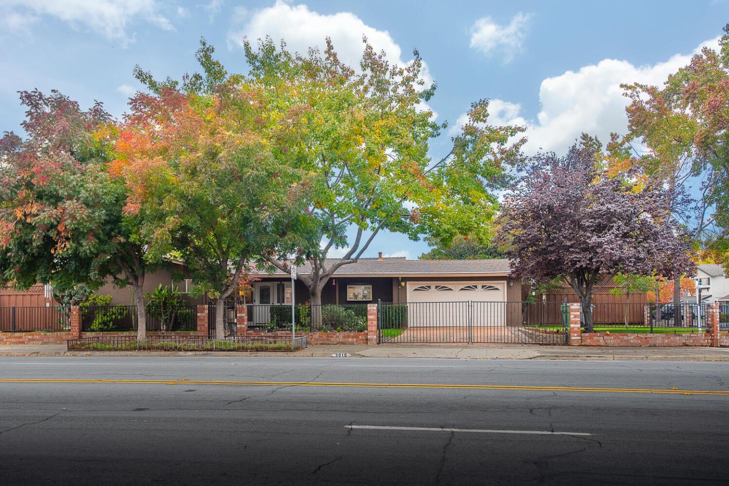 3015 Leigh Ave, San Jose, CA 95124 3 Beds 2 Baths (Sold