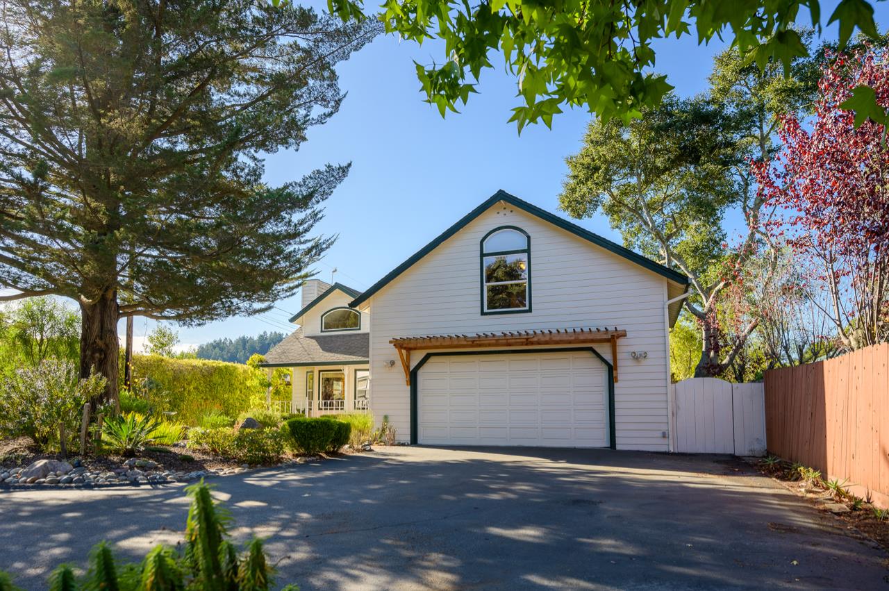 Detail Gallery Image 1 of 1 For 217 Sunridge Dr, Scotts Valley,  CA 95066 - 4 Beds | 3 Baths