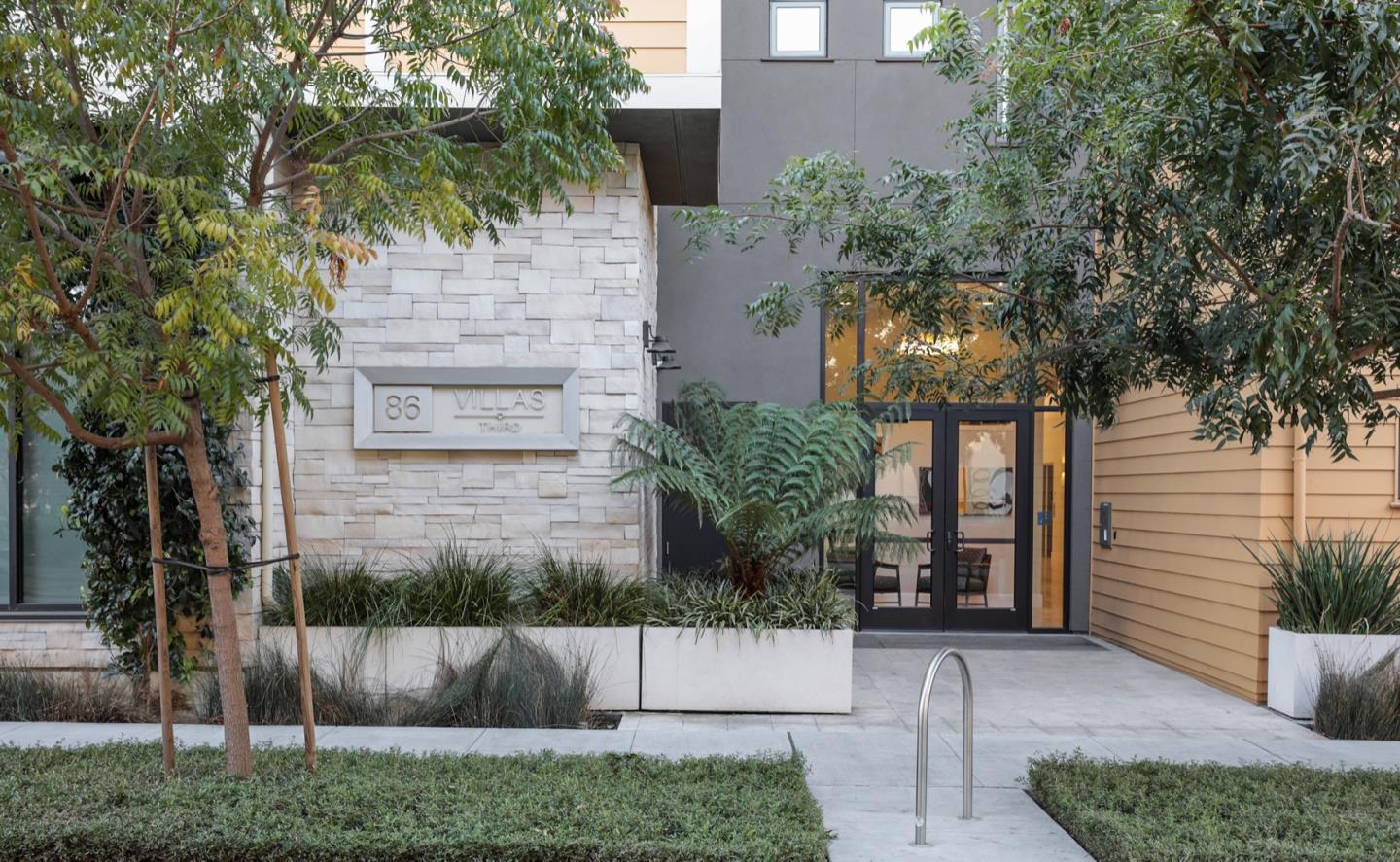 Detail Gallery Image 1 of 1 For 86 3rd St #306,  Los Altos,  CA 94022 - 2 Beds | 2 Baths