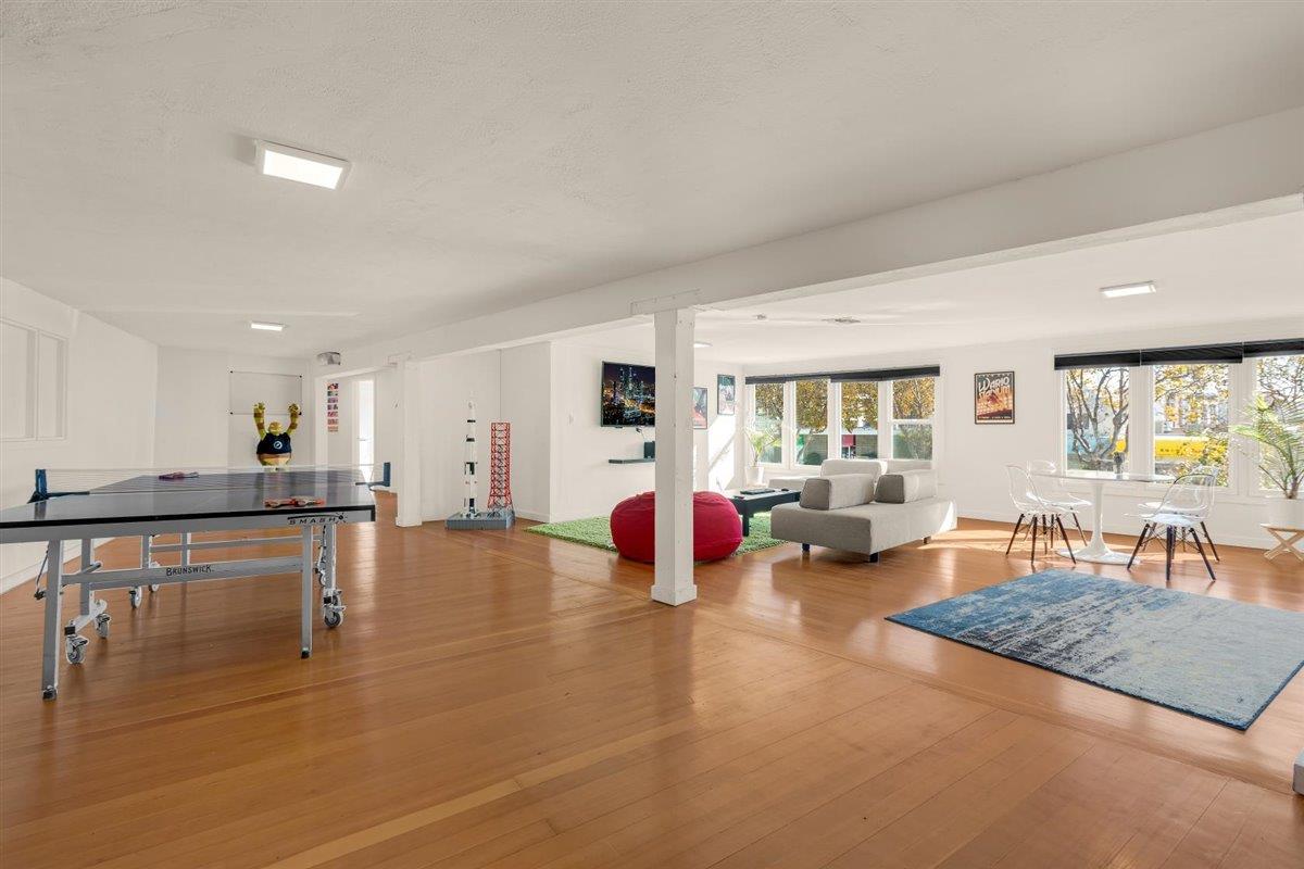 161 South Boulevard, SAN MATEO, California 94402, ,Comm Industrial For Sale,For Sale,South Boulevard,40961927