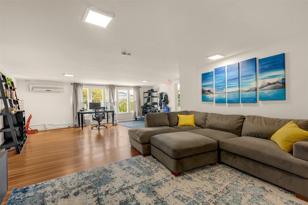 161 South Boulevard, SAN MATEO, California 94402, ,Comm Industrial For Sale,For Sale,South Boulevard,40961927