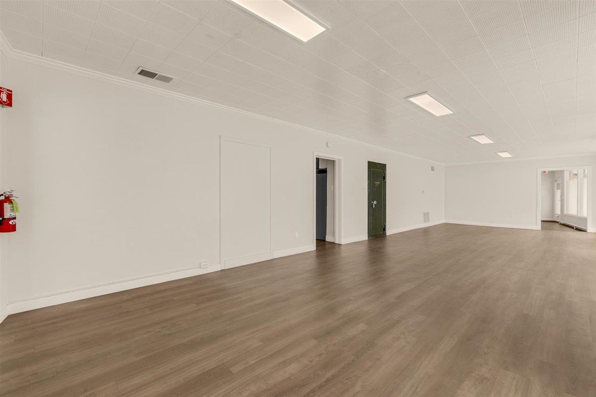 161 South Boulevard, SAN MATEO, California 94402, ,Comm Industrial For Sale,For Sale,South Boulevard,40961927