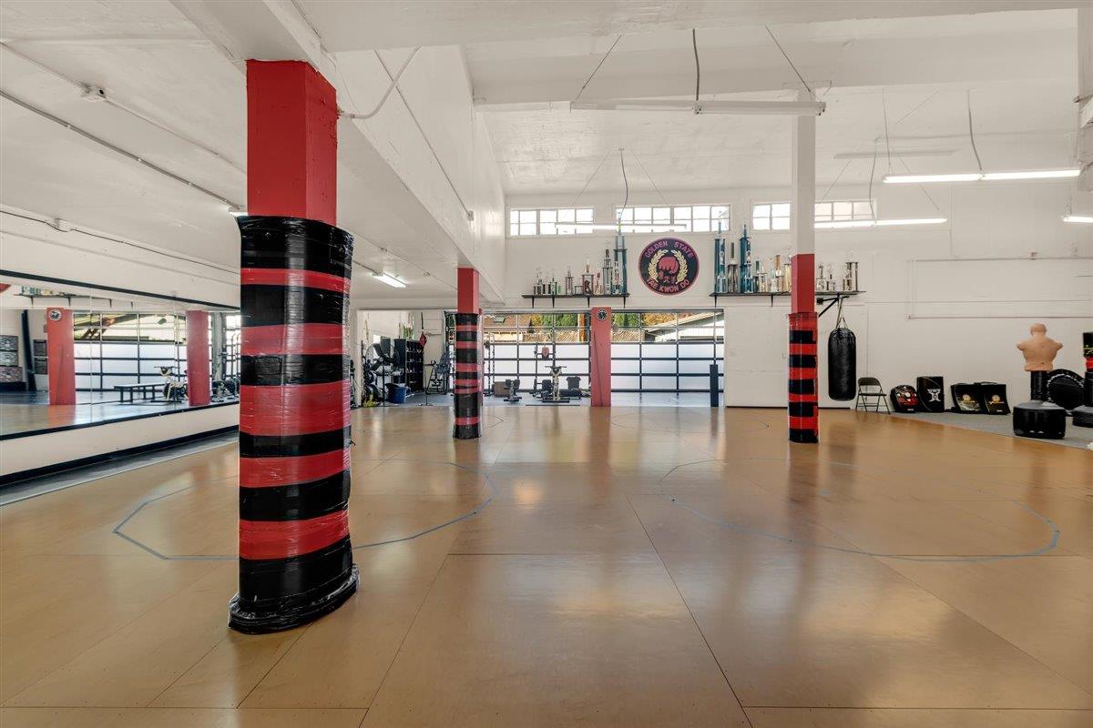 161 South Boulevard, SAN MATEO, California 94402, ,Comm Industrial For Sale,For Sale,South Boulevard,40961927