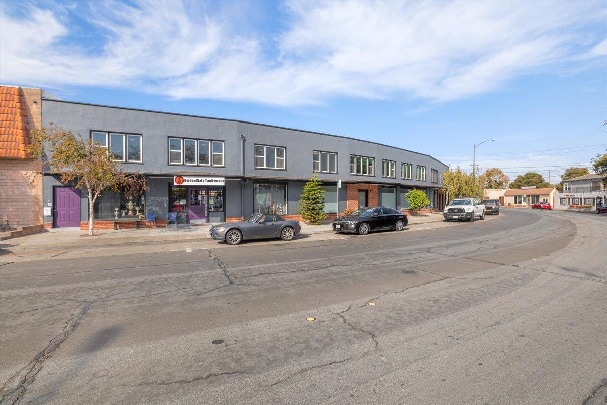 161 South Boulevard, SAN MATEO, California 94402, ,Comm Industrial For Sale,For Sale,South Boulevard,40961927