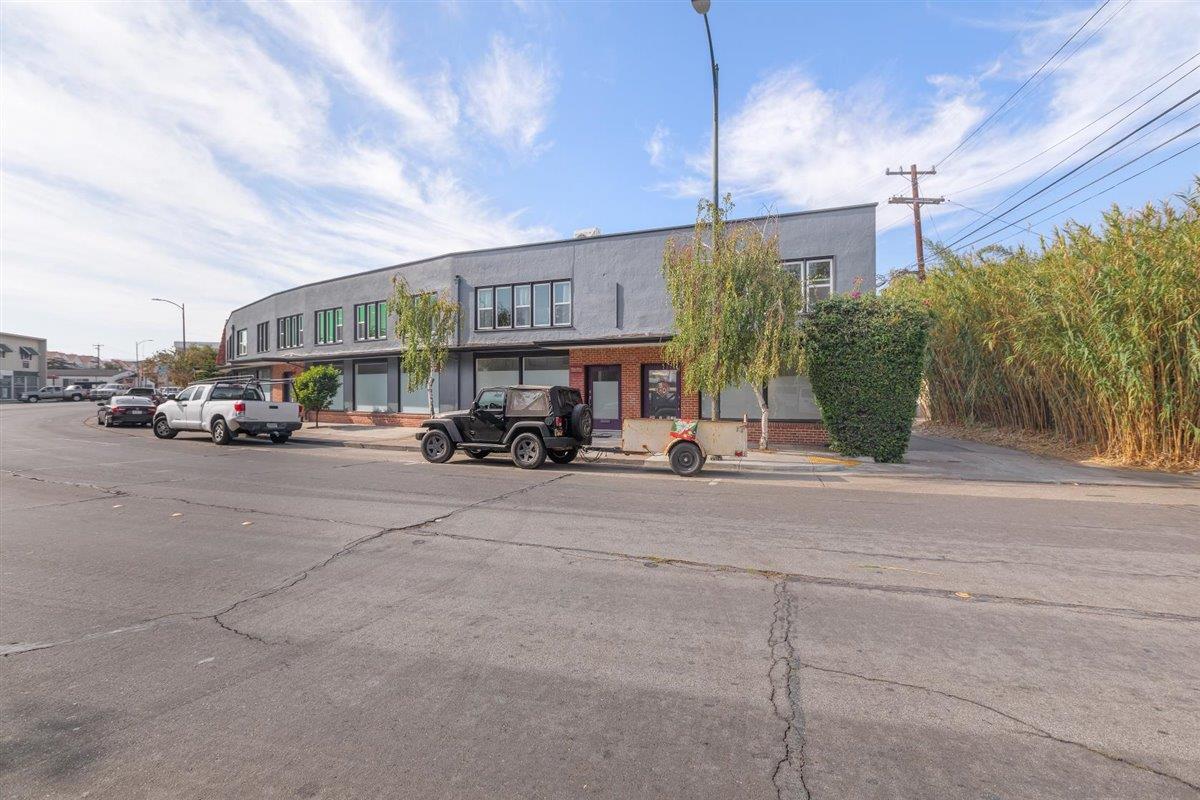 161 South Boulevard, SAN MATEO, California 94402, ,Comm Industrial For Sale,For Sale,South Boulevard,40961927