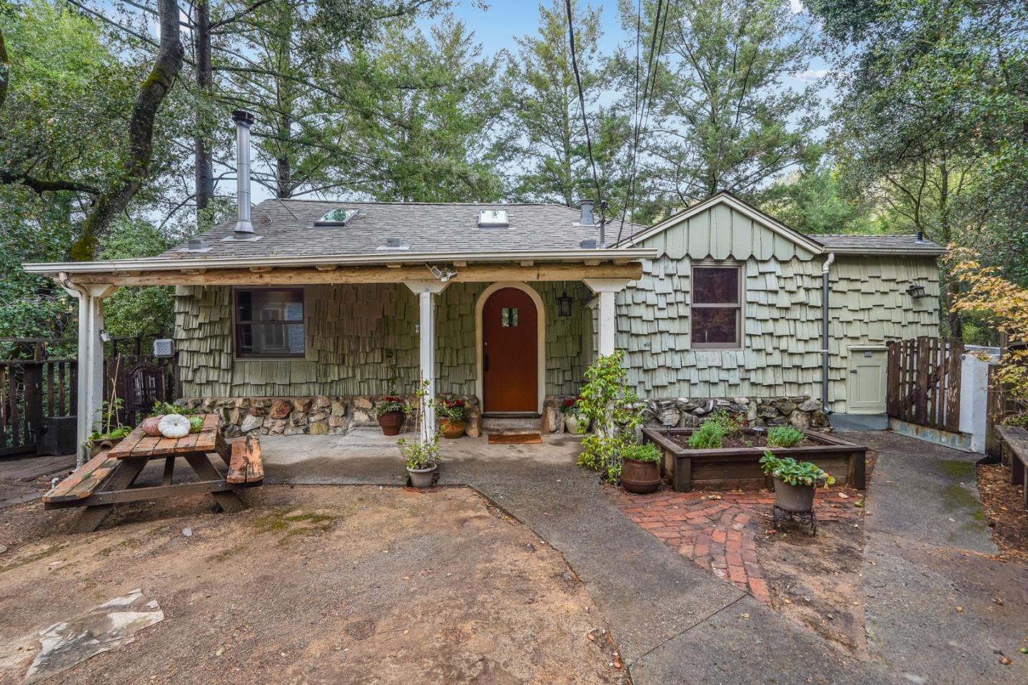 21565 Old Mine Rd, Los Gatos, CA 95033 4 Beds 2 Baths (Sold