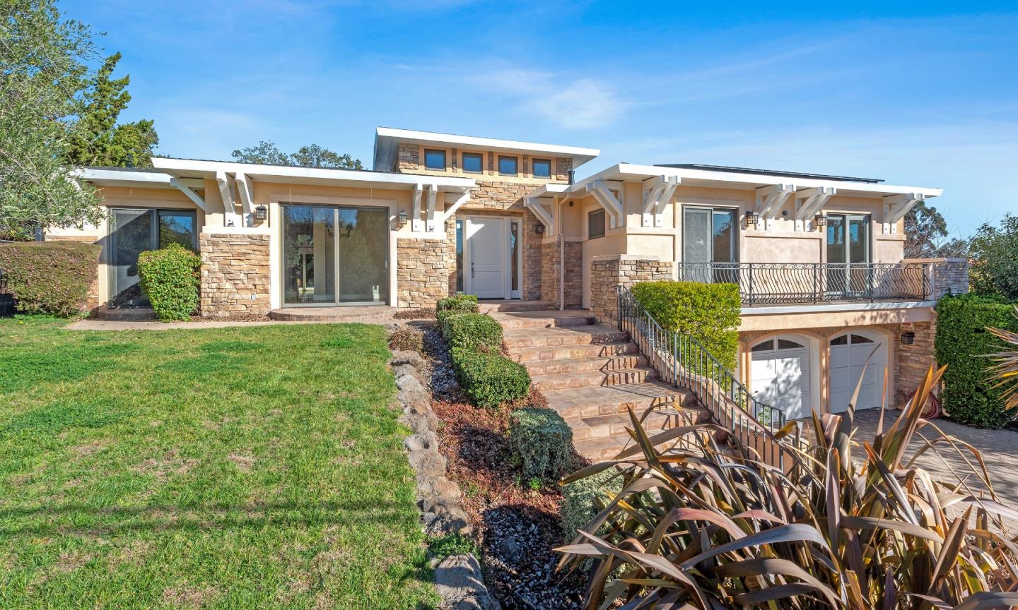 109 La Rinconada Dr, Los Gatos, CA 95030 5 Beds 4/2 Baths (Sold