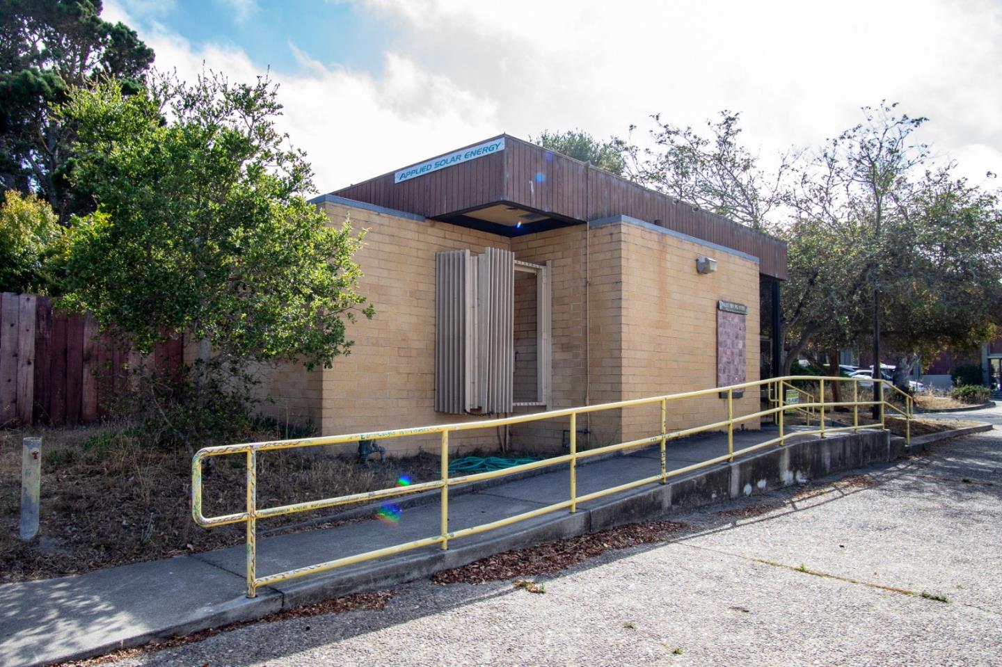 319 Forest Avenue, PACIFIC GROVE, California 93950, ,Comm Industrial For Sale,For Sale,Forest Avenue,40962009