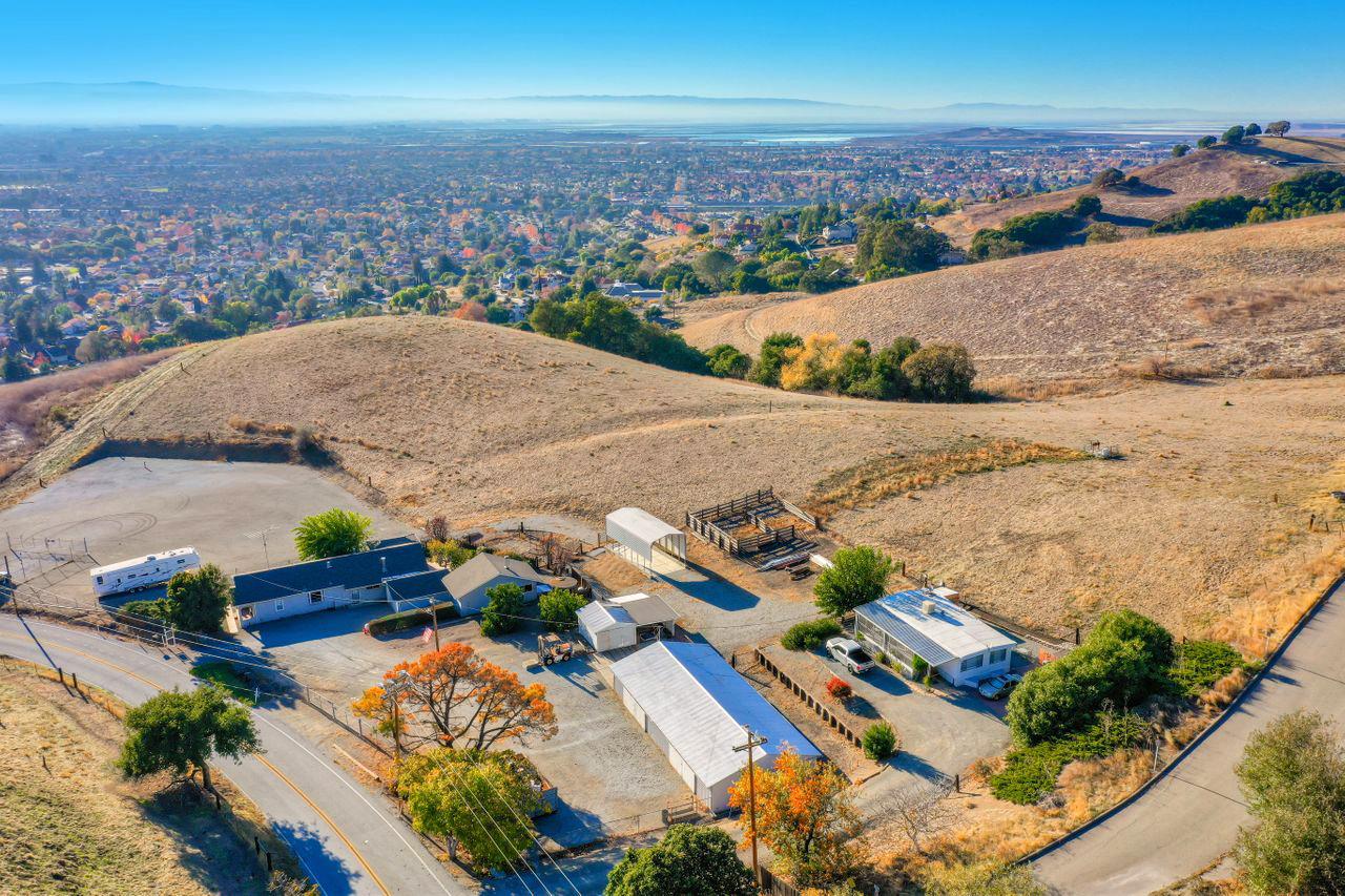 2375 Old Calaveras Road, MILPITAS, California 95035, ,Lots And Land,For Sale,Old Calaveras Road,40962213