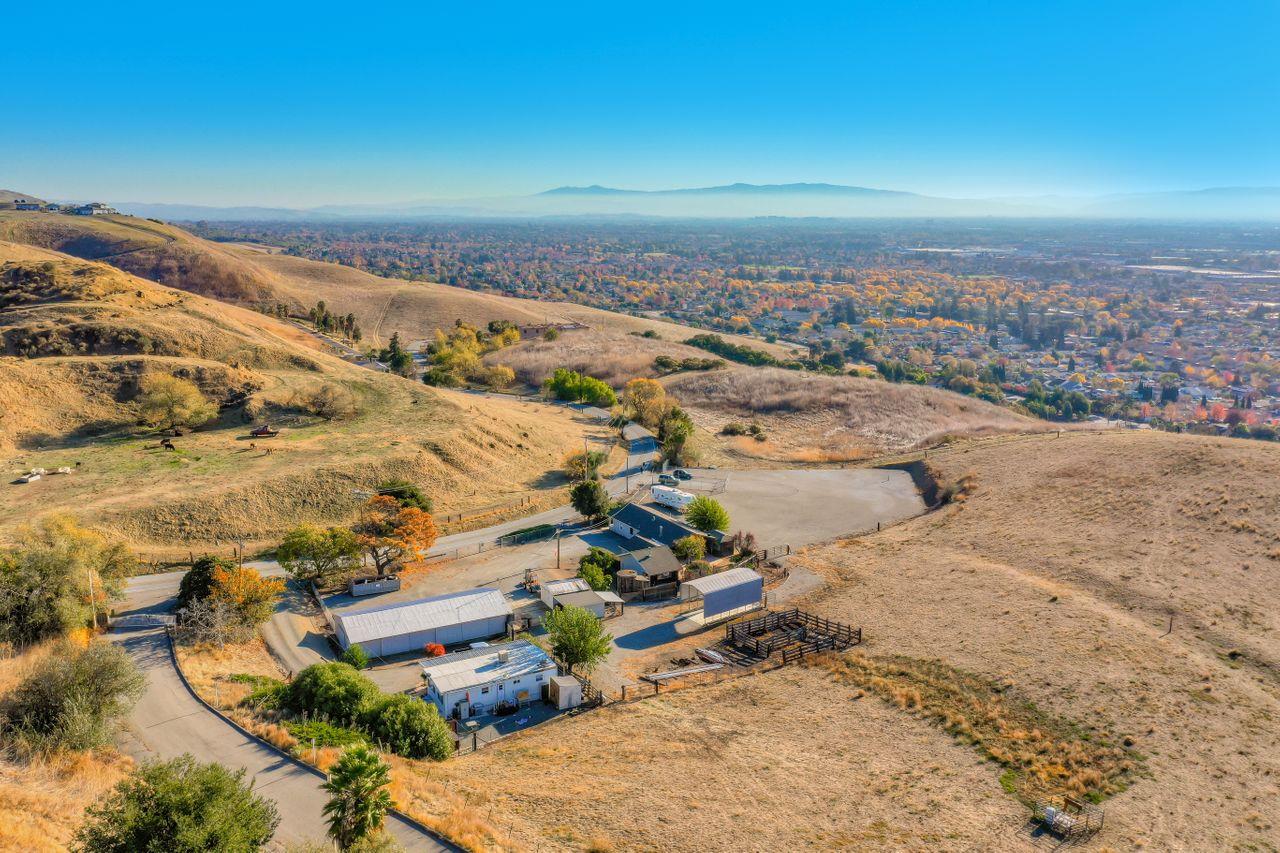 2375 Old Calaveras Road, MILPITAS, California 95035, ,Lots And Land,For Sale,Old Calaveras Road,40962213