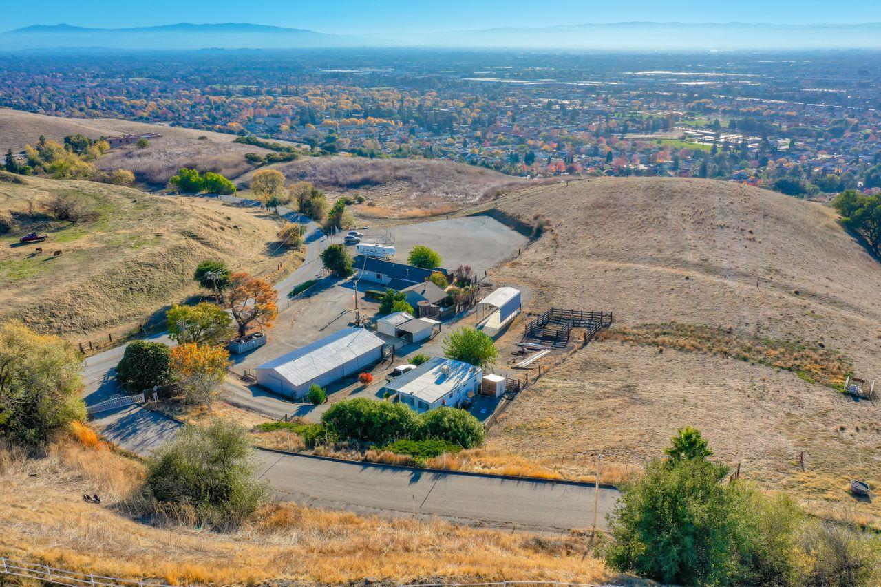 2375 Old Calaveras Road, MILPITAS, California 95035, ,Lots And Land,For Sale,Old Calaveras Road,40962213