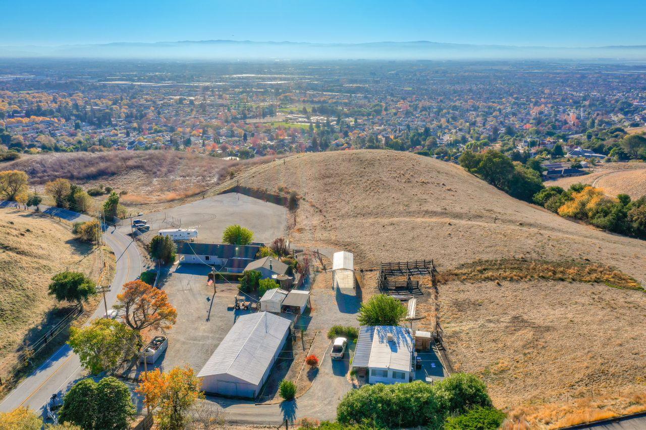 2375 Old Calaveras Road, MILPITAS, California 95035, ,Lots And Land,For Sale,Old Calaveras Road,40962213