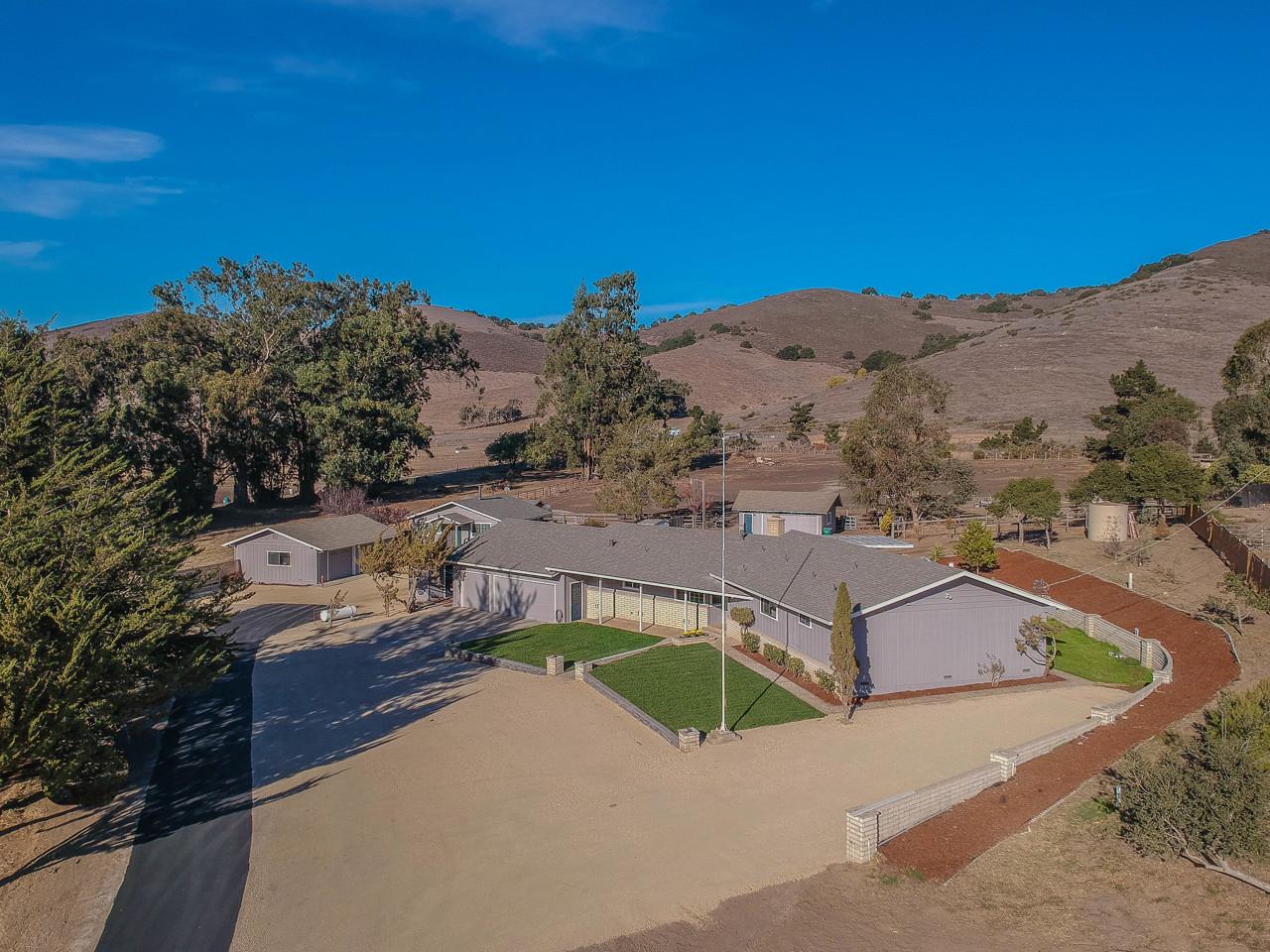 1145 Old Stage Rd, Salinas, CA 93908 4 Beds 3/1 Baths (Sold