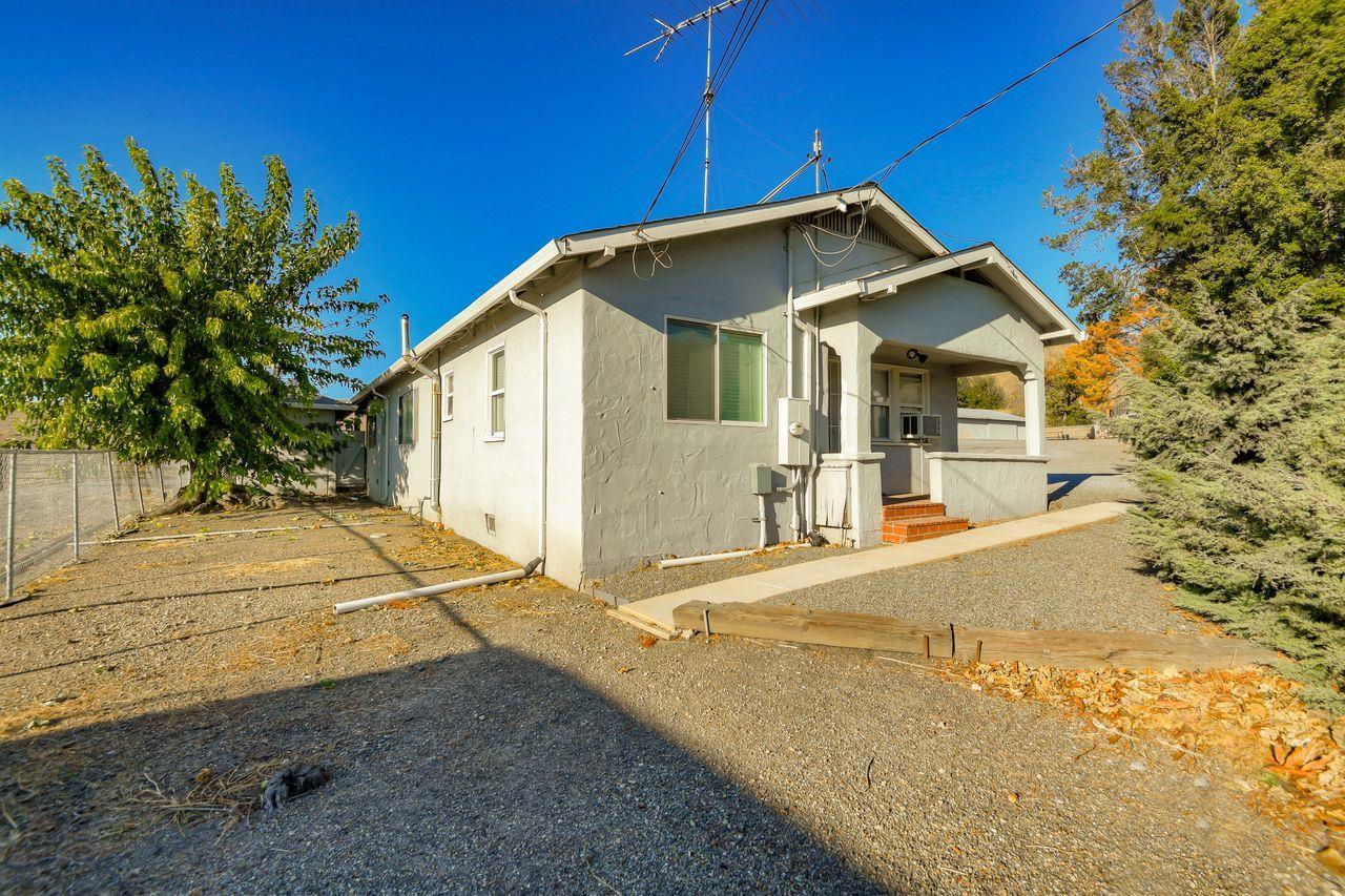 2375 Old Calaveras Rd, Milpitas, CA 95035 2 Beds 2 Baths (Active